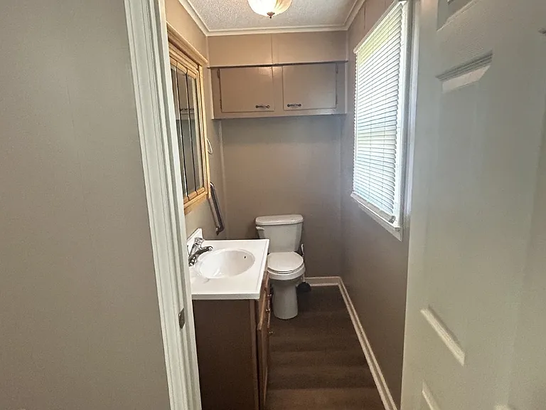 451 Mill St — Photo 8