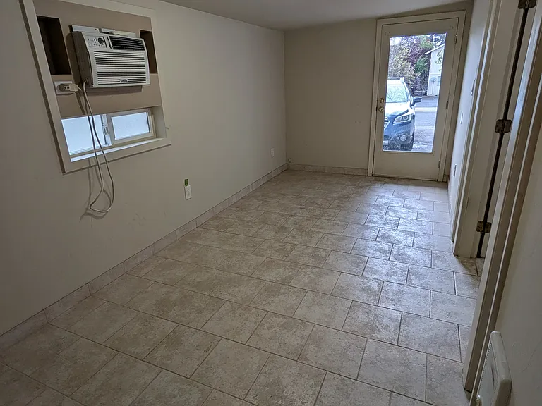 425 SE McKinley Ave #1 & 2-1 — Photo 53
