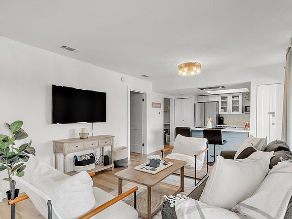 5th image of 4000 Gulf Terrace Dr Unit 2003
