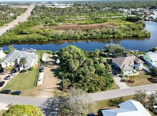 Bayview Dr, Nokomis, FL 34275