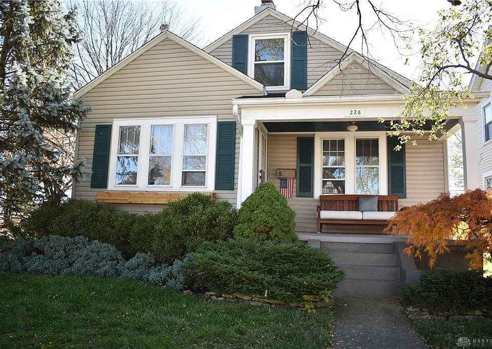 1st image of 228 Rockhill Ave