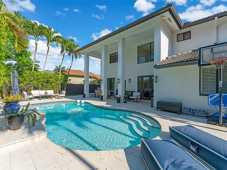 15742 SW 102nd Ln — Photo 31