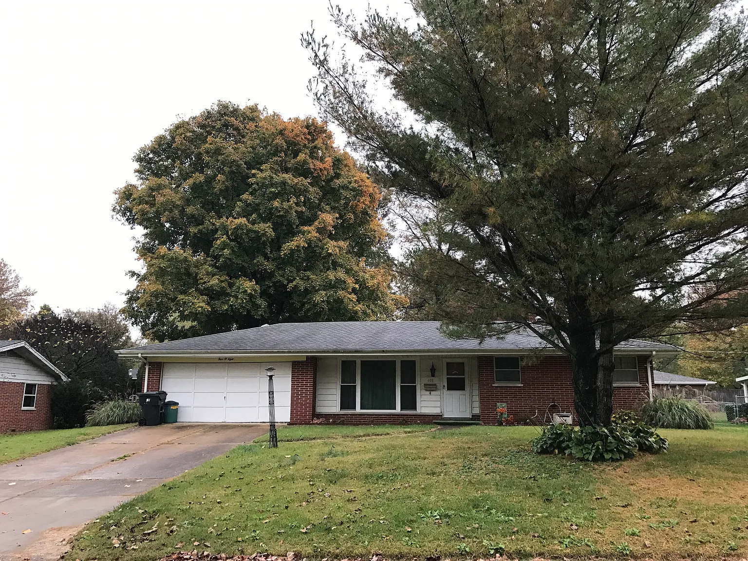 408 Brittany Ln photo 1