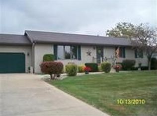 699 W Maple Ln, La Porte, IN 46350