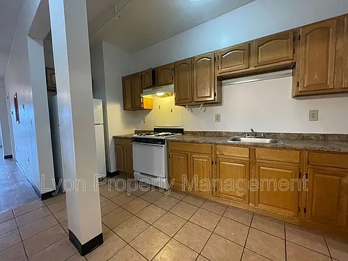 50 Hedley Ave Photo 1