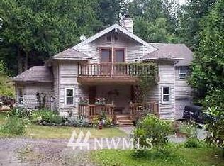 17961 Noll Rd NE, Poulsbo, WA 98370