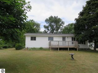 1776 Sawyer Rd, Traverse City, MI 49685