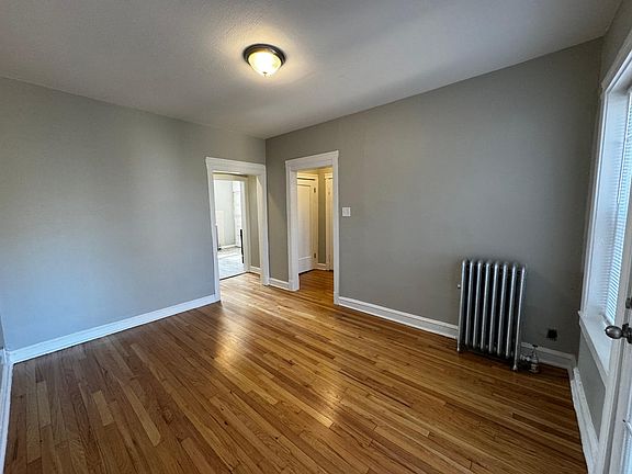 3rd image of 4908 N Saint Louis Ave