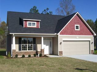 377 Shepherds Trl, Aberdeen, NC 28315