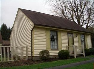 46103 New England Sq APT A, New Waterford, OH