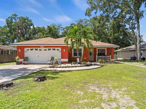 1012 Hubbel Rd, Bradenton, FL 34208