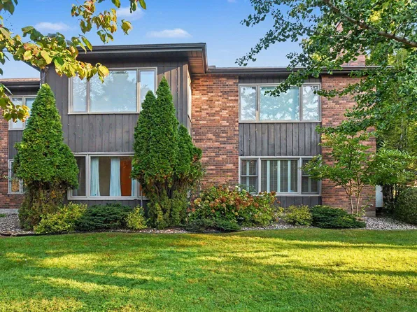 732 Riverside Ct, South Bend, IN 46616