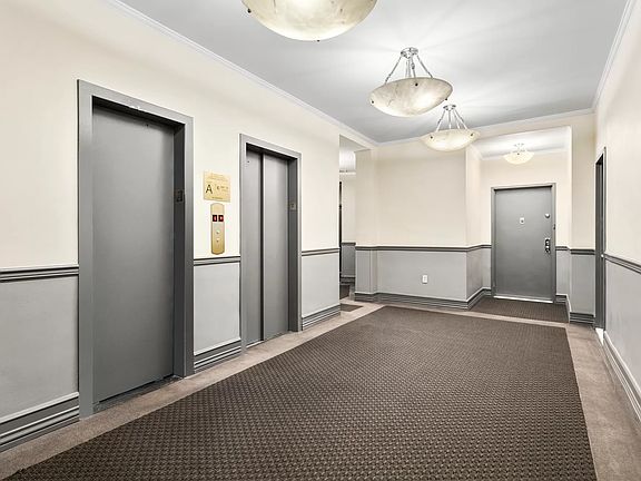 4th image of 140 W 69th St APT 36A