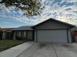 1917 Bailey Dr, Modesto, CA 95355