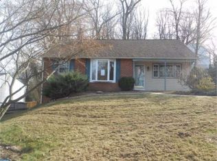 188 Lookout Ln, Willow Grove, PA 19090