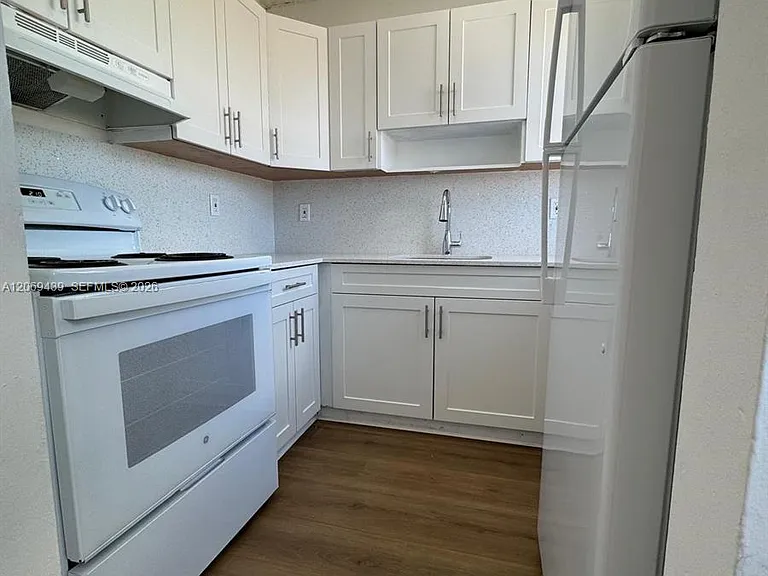 5441 W 24th Ave #60 — Photo 9