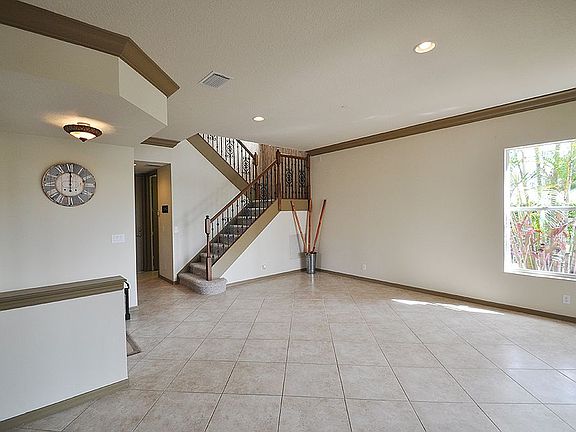 Entrance & Formal Living Room