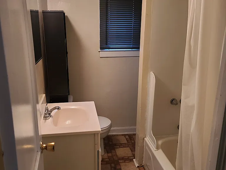 Full bathroom.