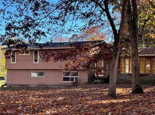220 Red Chimney Dr, Warwick, RI 02886