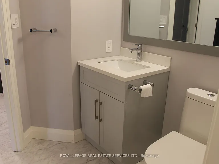 2269 Lake Shore Blvd W #307 — Photo 16