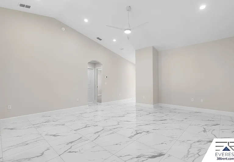 16 Zoffer Ct #B — Photo 6