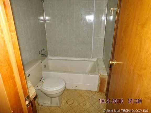 5th image of 8861 N 54th St W