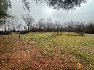 N Lake View Dr, Dennison, IL 62423