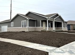 1923 Old Brick Rd, Bourbonnais, IL 60914