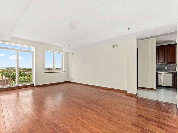 2nd image of 842 Ocean Pkwy #8B