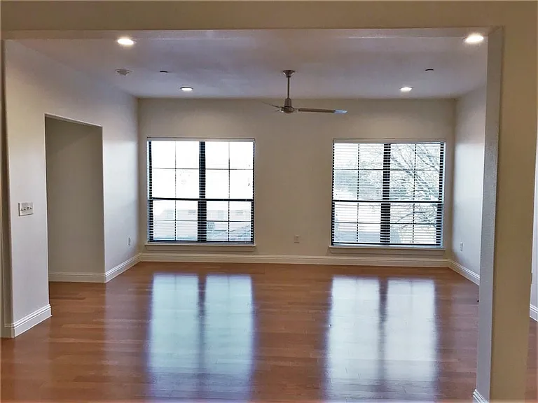 6159 Oram St #302 — Photo 5