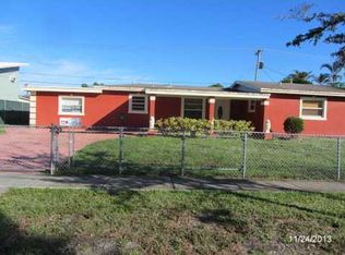 8035 NW 170th St, Hialeah, FL 33015