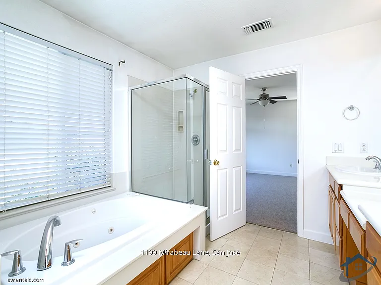 1199 Mirabeau Ln — Photo 14