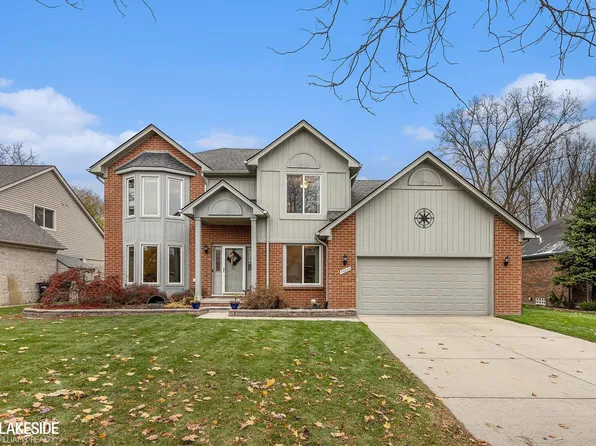 44240 Ivory Way Dr, Sterling Heights, MI 48313