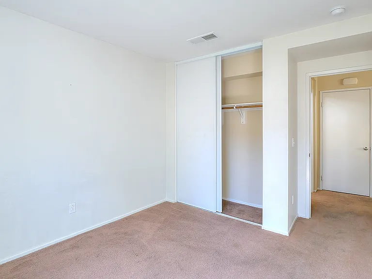 34212 Woodmont — Photo 45