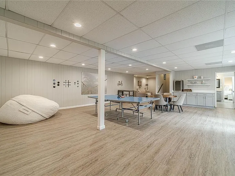 691 Harbor Cv — Photo 45