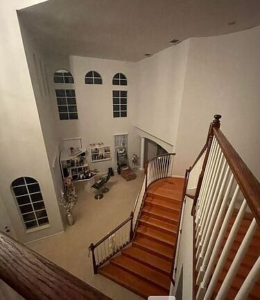 4th image of 11201 Mainsail Ct