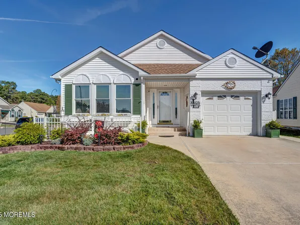 1 Cardigan Drive, Toms River, NJ 08757