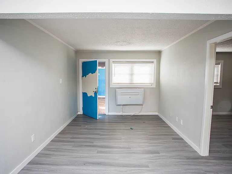 One bedroom Living Room