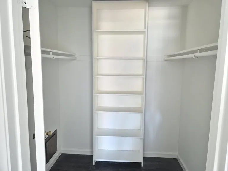 5450 Concord Blvd #L7 — Photo 8