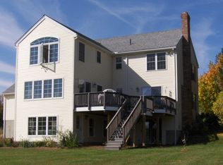 65 Buttermilk Rd, Leominster, MA 01453