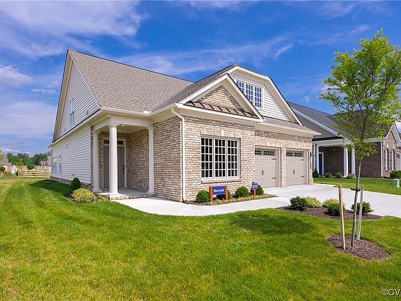 2nd image of 10401 Meadow Woods Court Gln