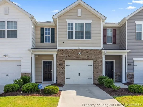 1406 Gracie Ln, Carthage, NC 28327