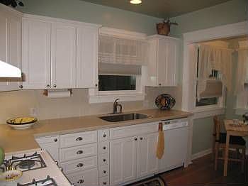 4th image of 1010 N Junett St