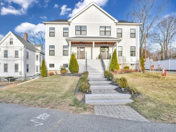 54 Williams Ave #A, Hyde Park, MA 02136