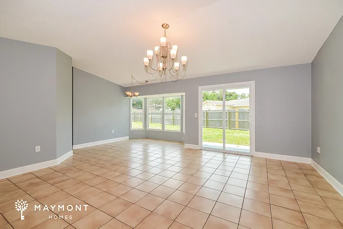 959 Sunrise Ct — Photo 3