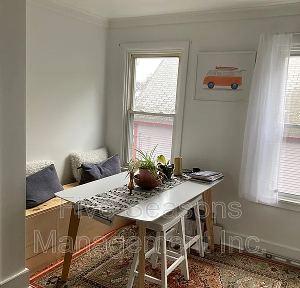 15 Allen St #2 — Photo 5