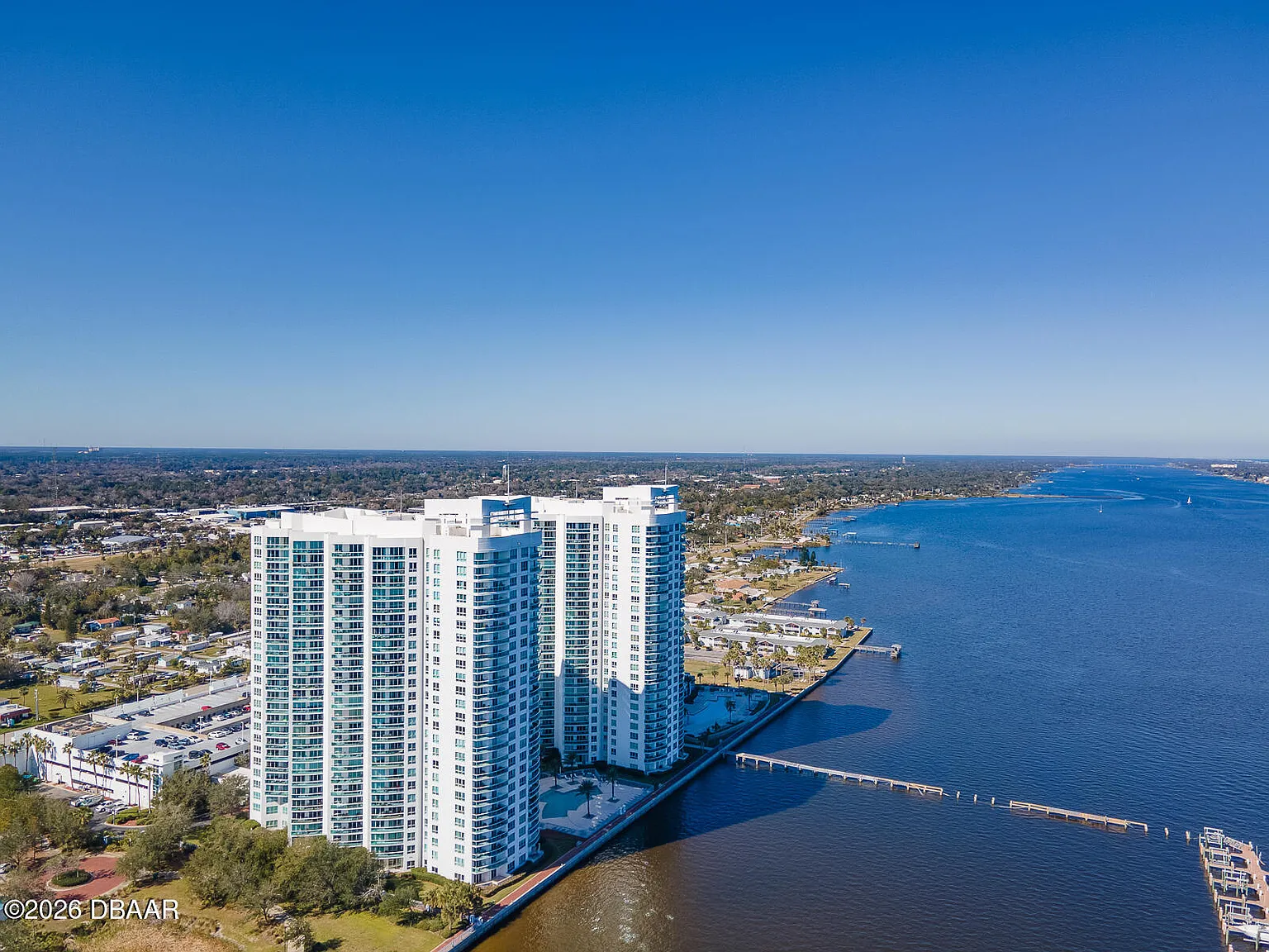 3 bed, 3.0 bath, 1922 sqft, $3,000 — Photo 4