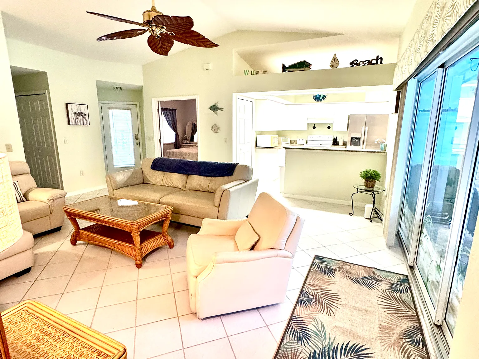 3 bed, 1344 sqft, $3,200 — Photo 3