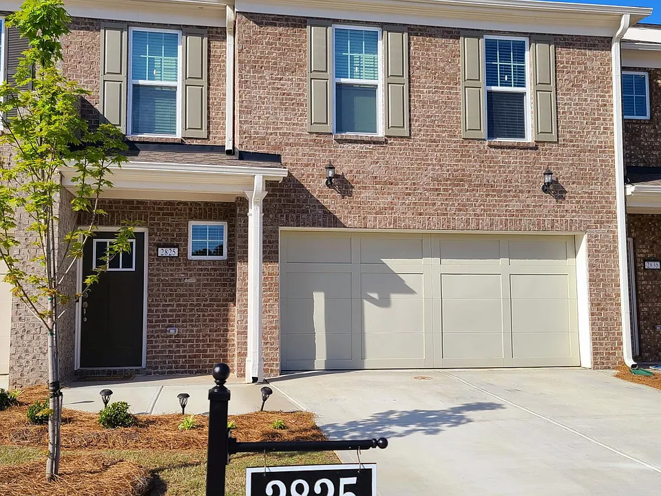 2825 Port Bow Ln #2825