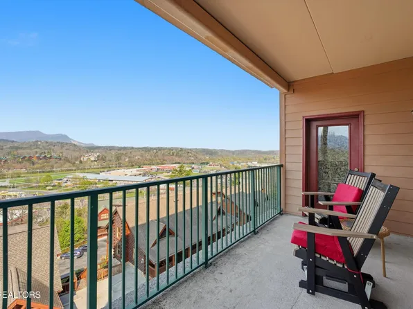 410 Big Bear Way #4005, Pigeon Forge, TN 37863